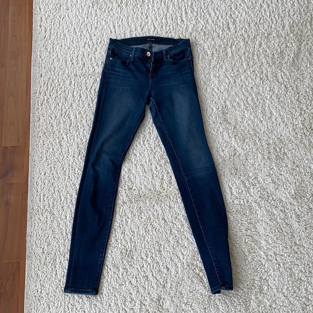 Women’s skinny jeans